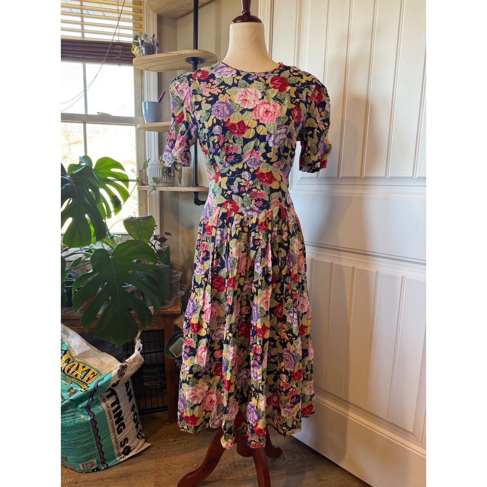 Jessica Howard Petite Floral Midi Dress Size 6 Short‎ Sleeve Shirred Waist